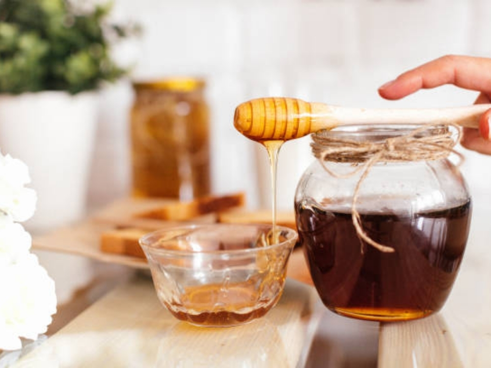 Dùng hành tươi để thử mật ong